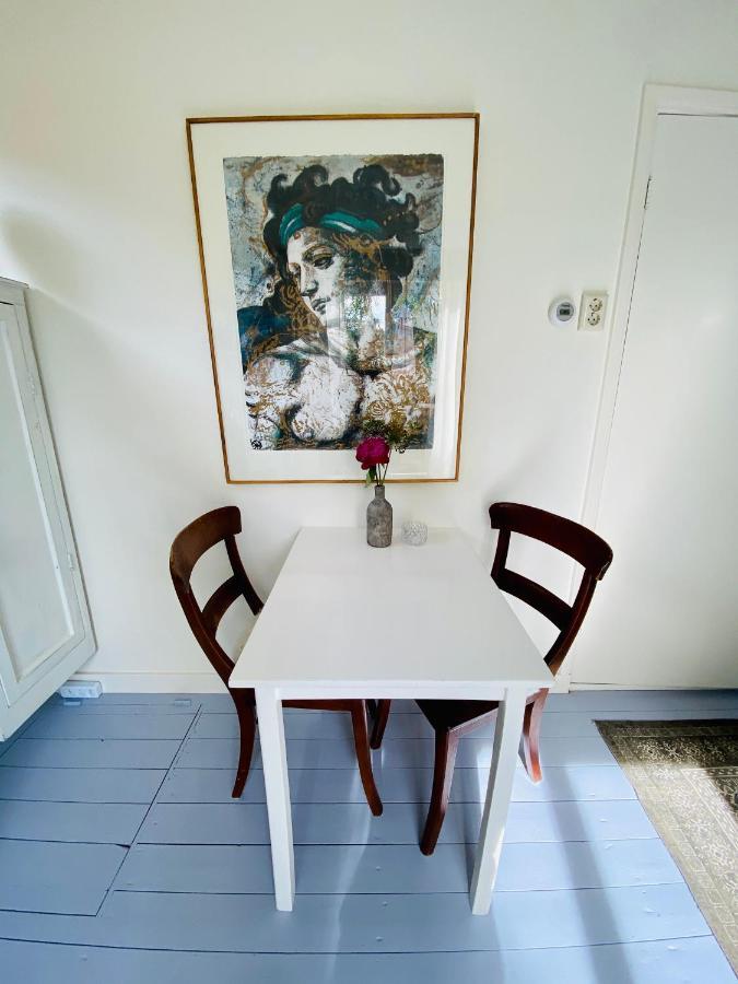 Tiny House De Oude Berg Βίλα Μπέργκεν Εξωτερικό φωτογραφία
